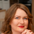 Abigail T., 47